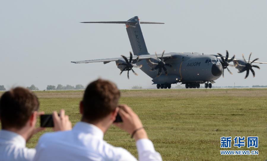 ���п�܇(ch��)A-400M܊���\(y��n)ݔ�C(j��)