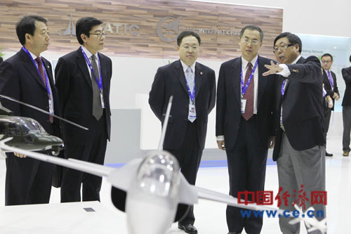 �������̎��������L�����ҕ��չ�_